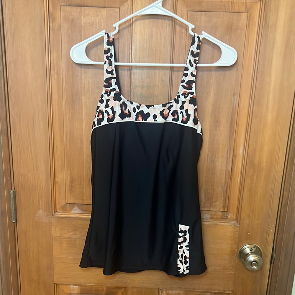Black and White Fitted Bikini Tank Top
